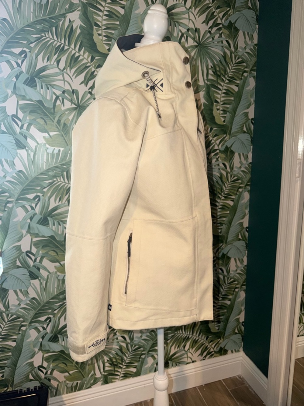 686 Spellbound Women's Ski Jacket Cream M - Picture 5 of 11